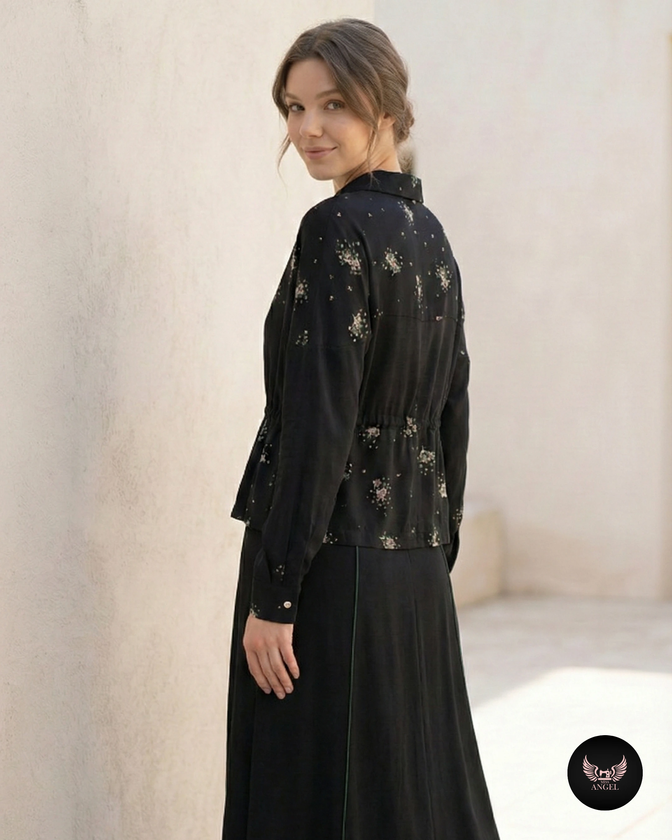 Çiçek Desenli İpek Cupro Siyah Ceket - Etek Takımı