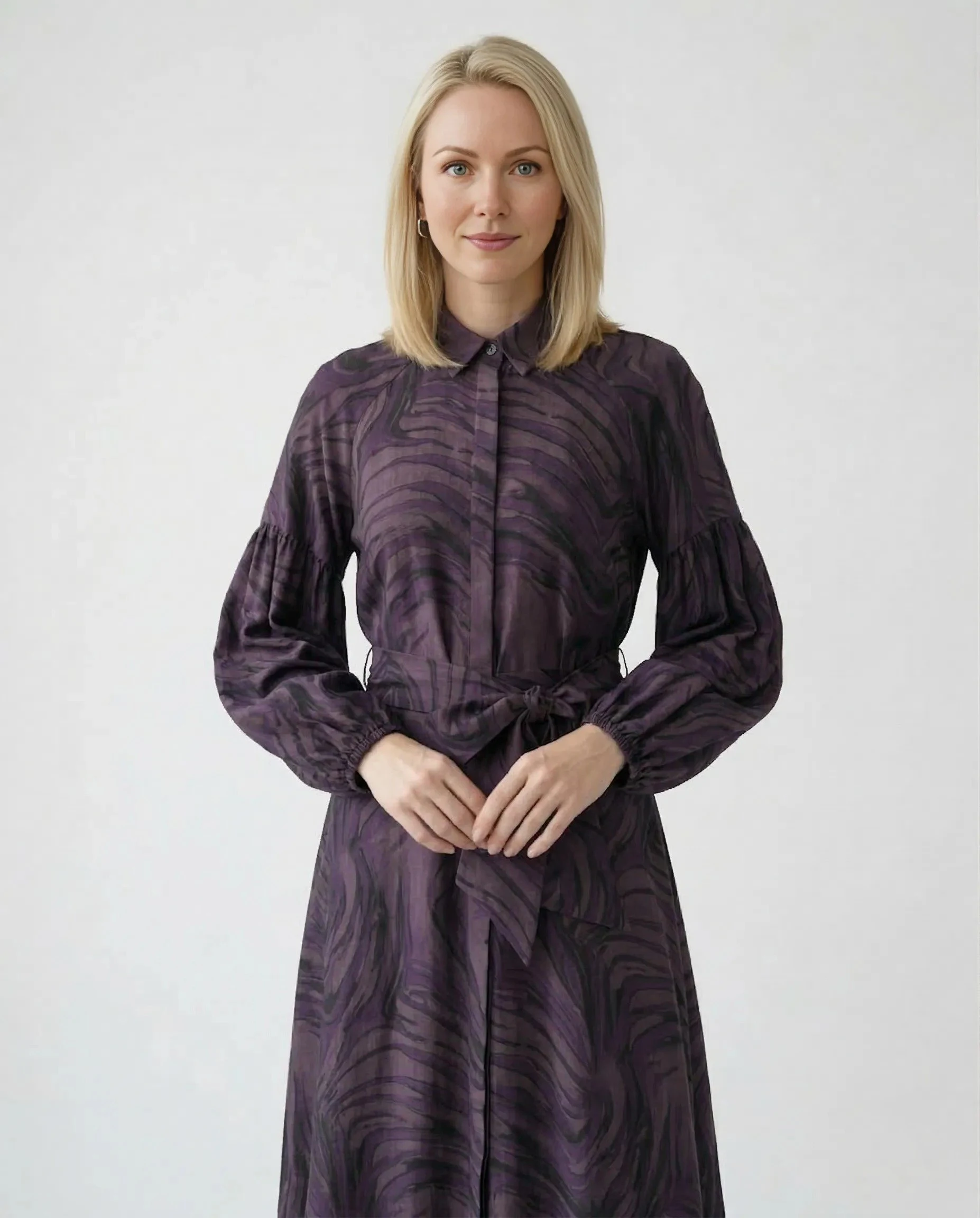 Mor Siyah Desenli Gömlek Yakalı Kuşaklı İpek Cupro Elbise - Görsel 3