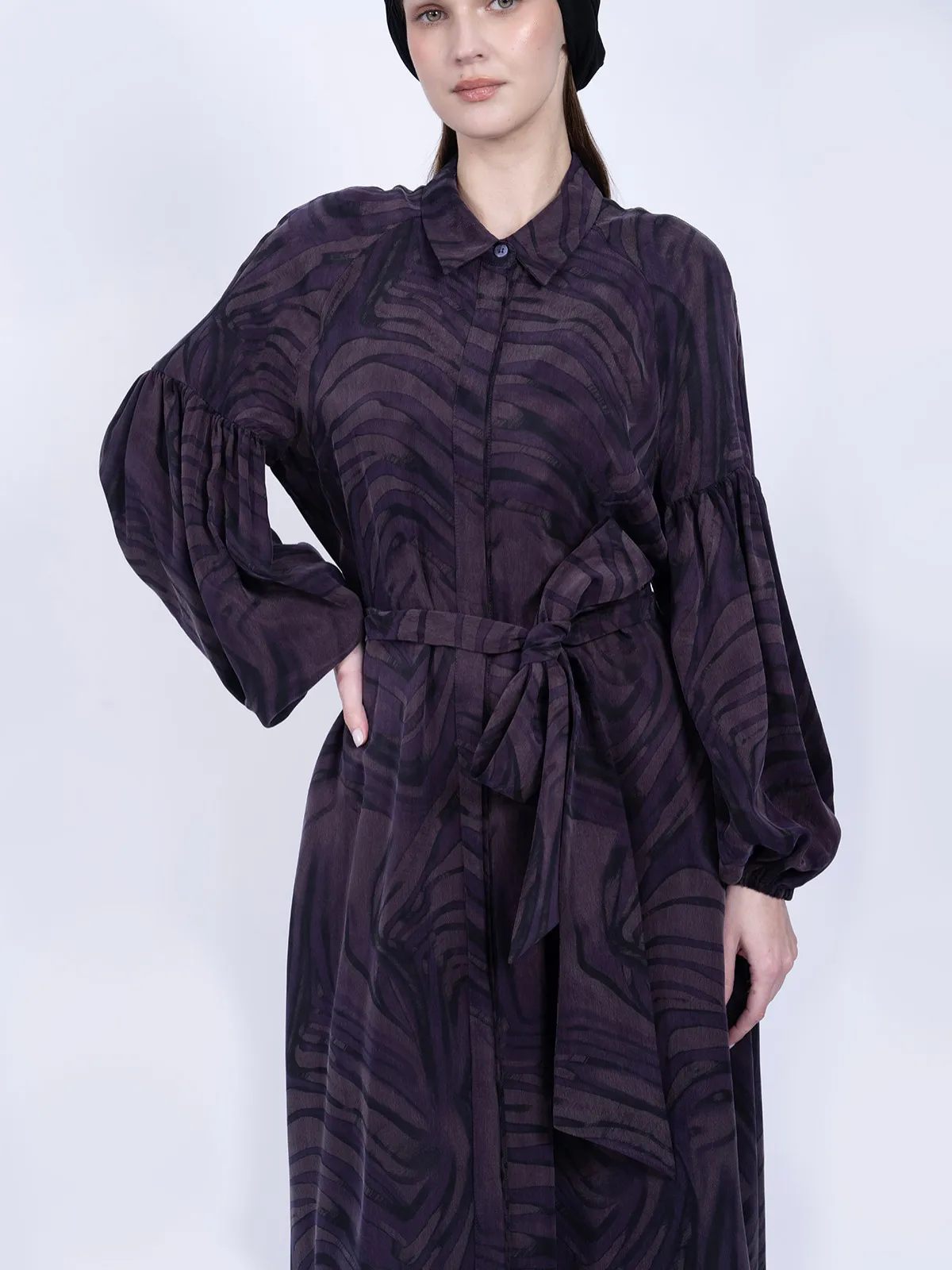 %100 İpek Cupro Desenli Balon Kollu Elbise - Mor - Görsel 4