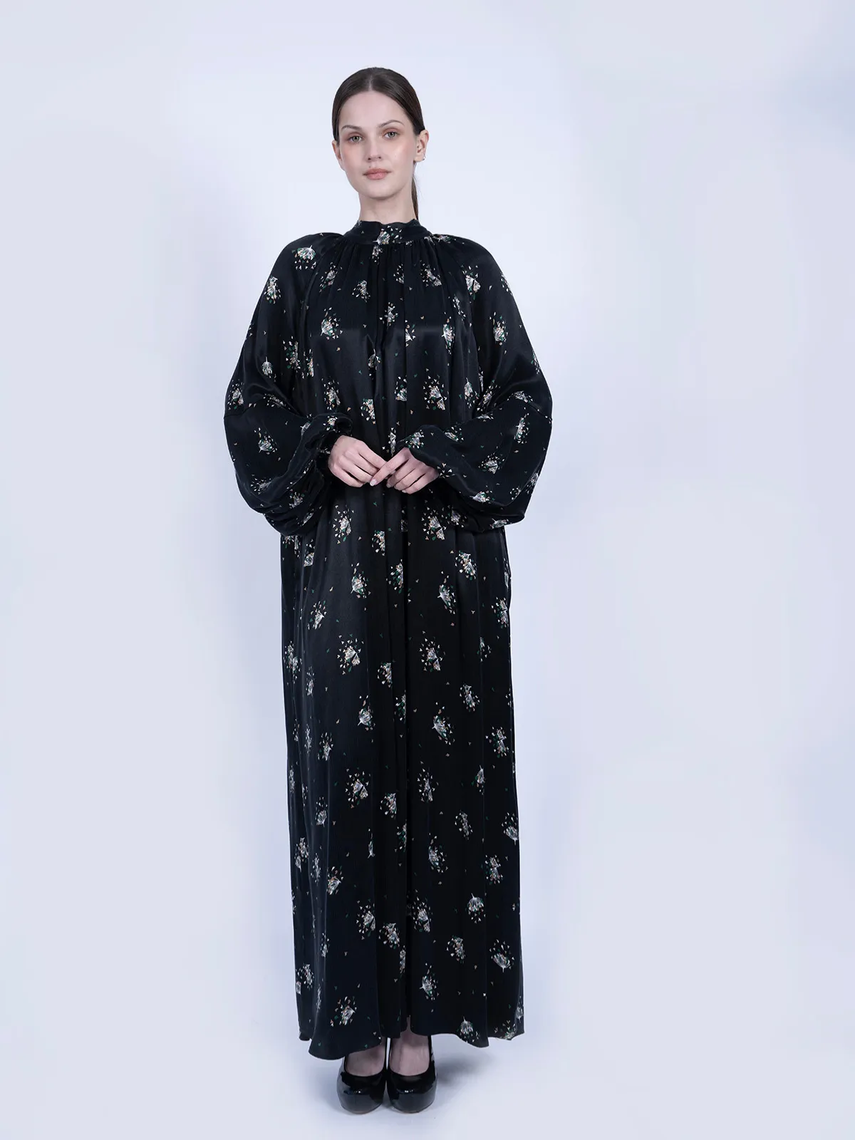 Kravat Yaka Çiçek Desenli İpek Cupro Elbise - Siyah - İPEK CUPRO ELBİSE