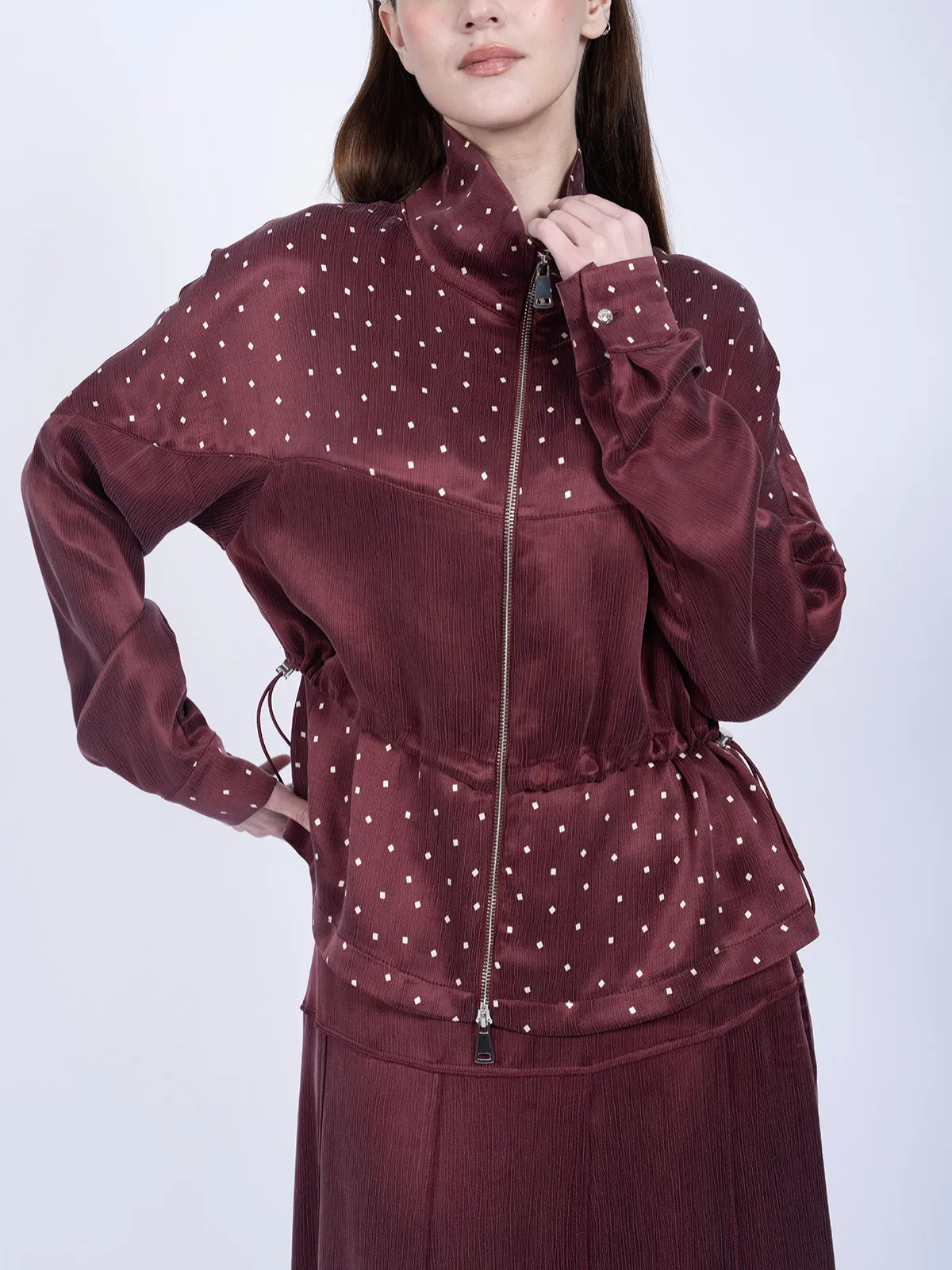 %100 İpek Cupro Puantiyeli Fermuarlı Ceket & Etek Takımı - Bordo - Görsel 3