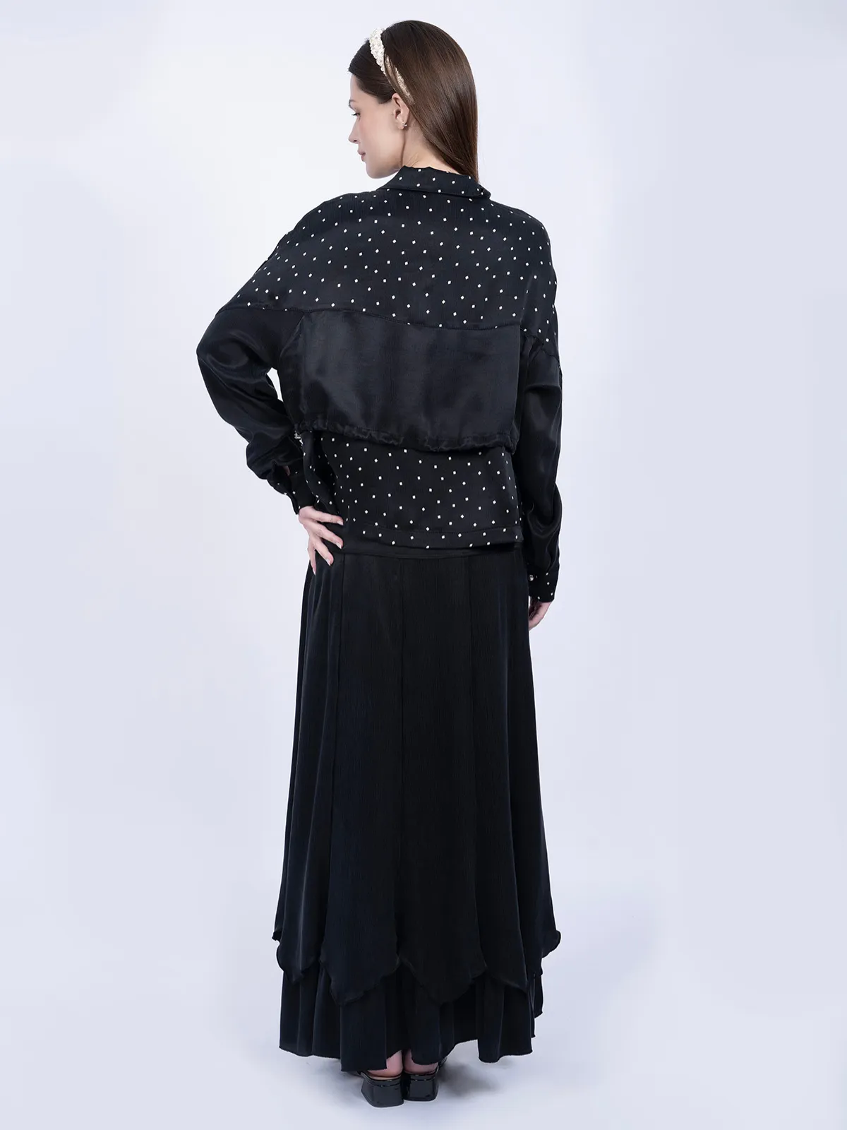 %100 İpek Cupro Puantiyeli Fermuarlı Ceket & Etek Takımı - Siyah - Görsel 4