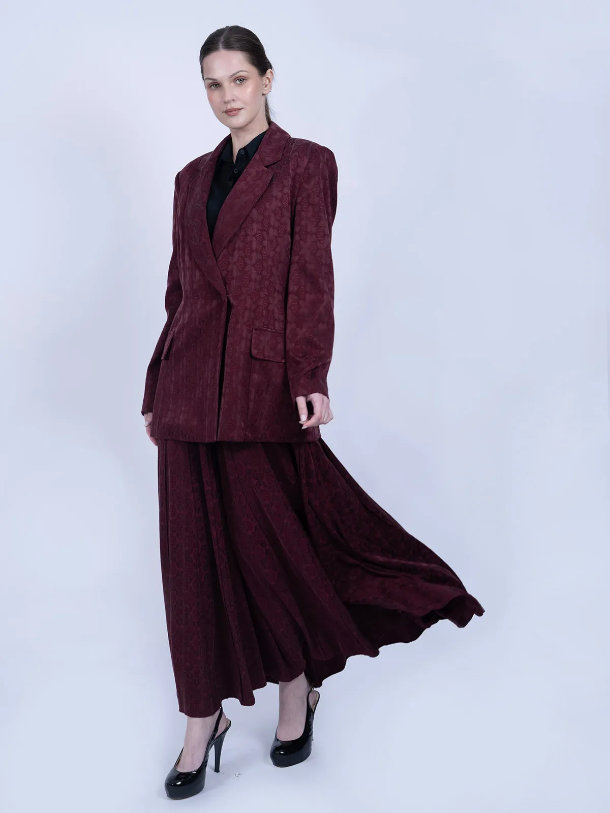 %100 İpek Cupro Jakar Desenli Blazer Ceket & Etek Takımı - Bordo - Görsel 2